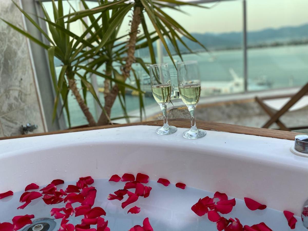 Exclusive Terrace Suite At Marina Fethiye Exterior foto